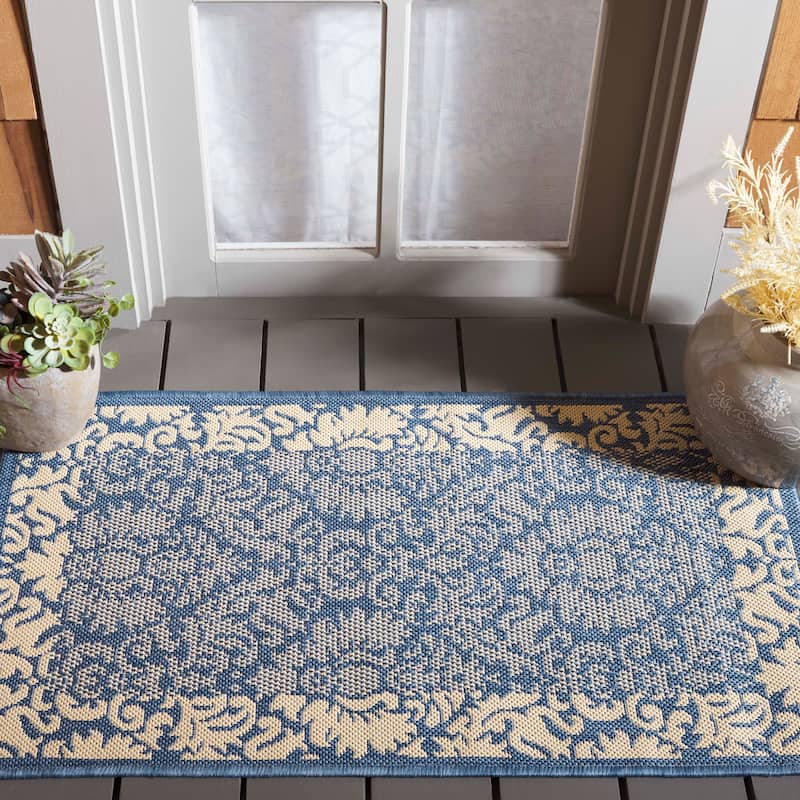 SAFAVIEH Courtyard Peggie Indoor/ Outdoor Patio Backyard Rug