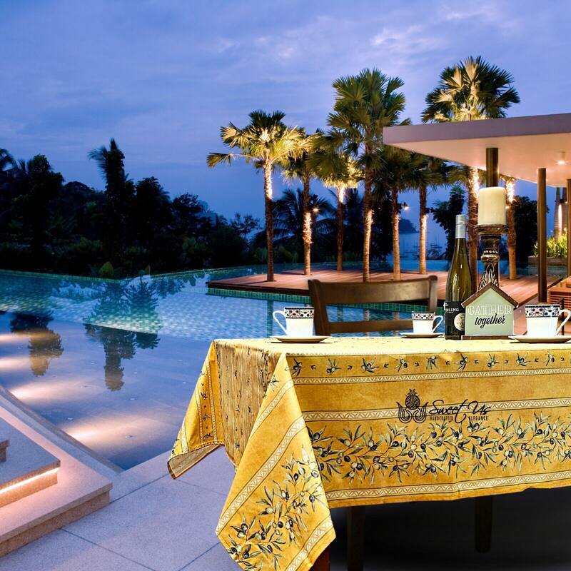 Wipeable Tablecloth, Spillproof, French Acrylic Coated, Gold