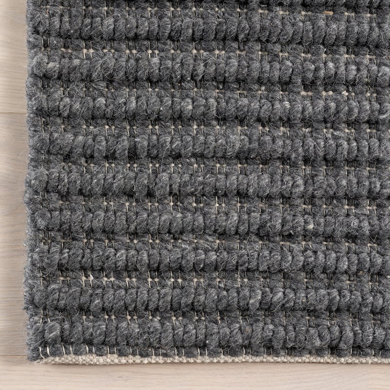 Nuloom Dorene Contemporary High-Low Striped Wool Area Rug