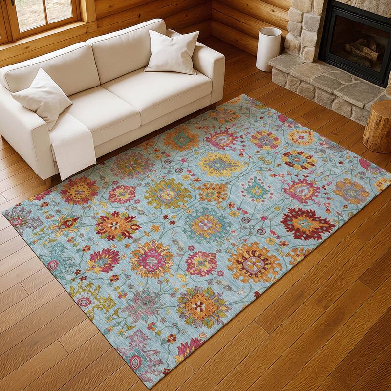 Machine Washable Indoor/ Outdoor Traditional Kashan Chantille Rug