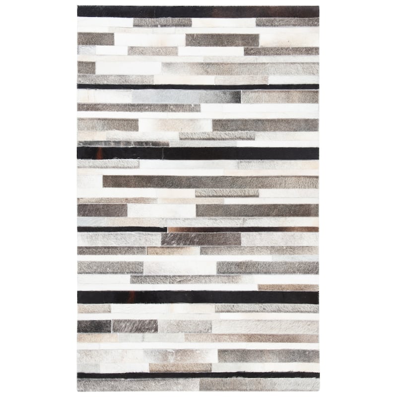 SAFAVIEH Handmade Studio Leather Syreeta Natural Hide Leather Rug - 2'3" x 5' - Ivory/Black