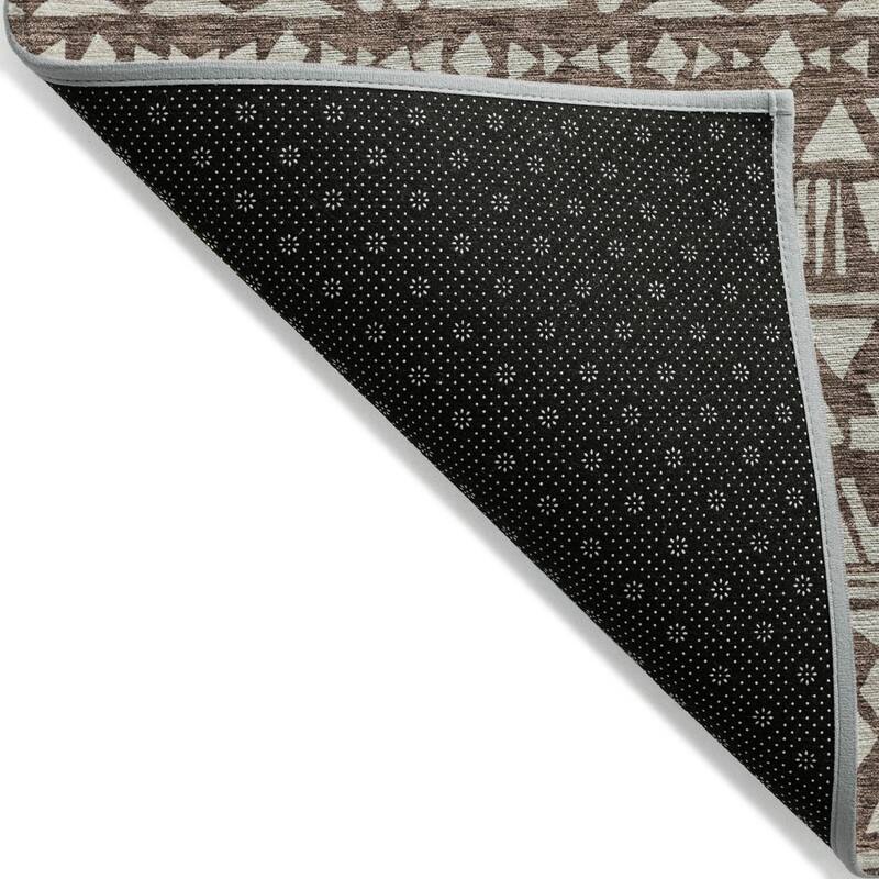 HomeRoots Southwestern Transitional Rectangle Outdoor Rug