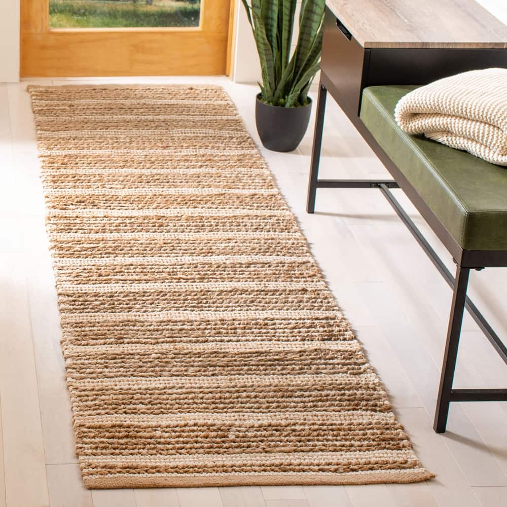 SAFAVIEH Handmade Cape Cod Nicolien Coastal Jute Rug