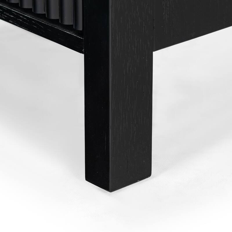 SAFAVIEH Couture Shelbie 2-Drawer Reeded Nightstand, Fully Assembled