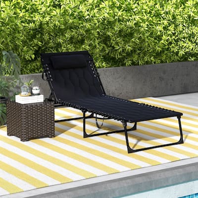 Foldable recliner with headrest and pockets