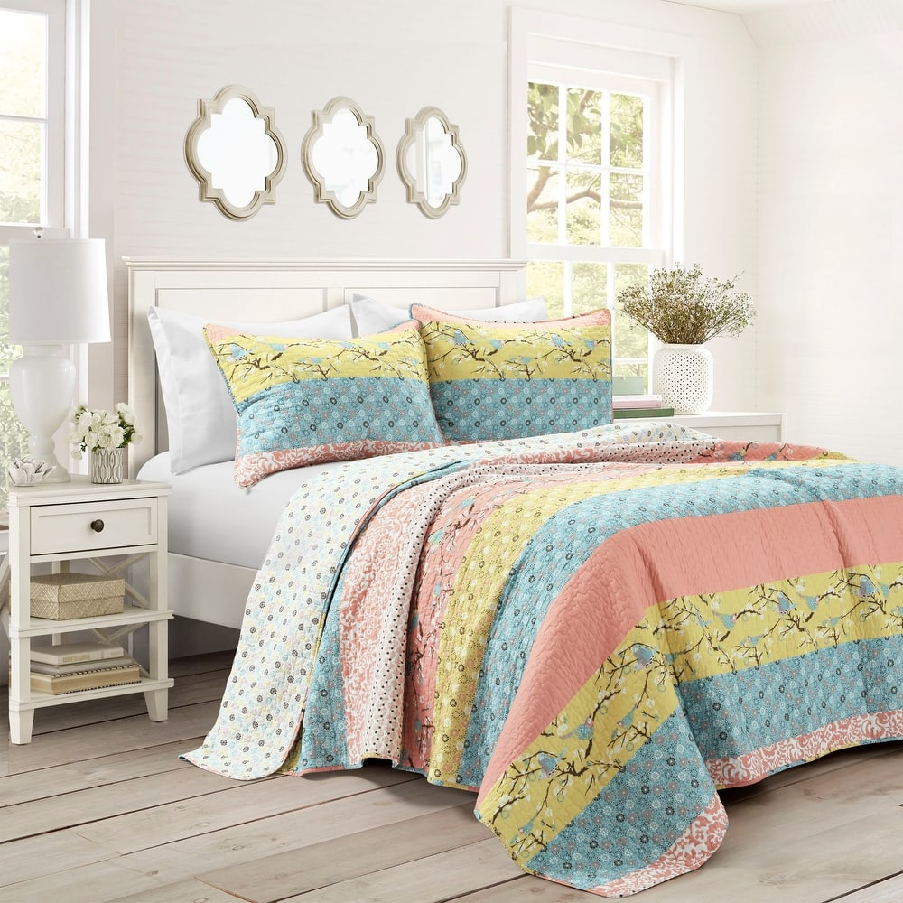 The Curated Nomad La Boheme Floral Cottage 3-piece Striped Quilt Set