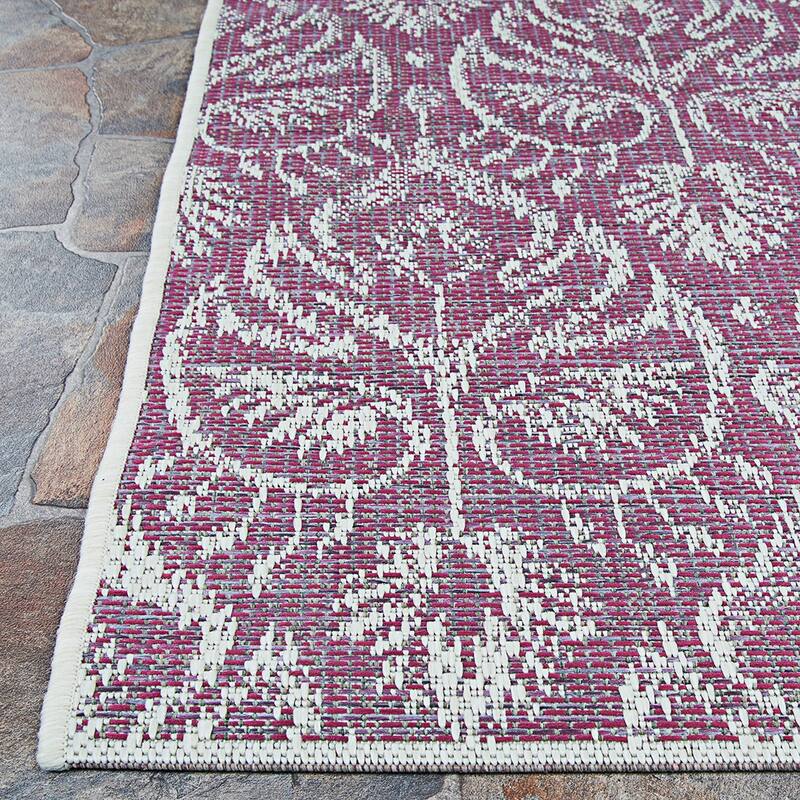 Savona Leafy Glade Purple- Ivory Indoor/ Outdoor Area Rug