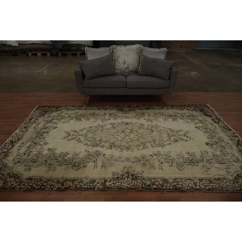 Hand Knotted Oriental 100% Wool Carpet Transitional Floral Beige & Ivories Anatolian Area Rug - 9' 8'' X 6' 3''