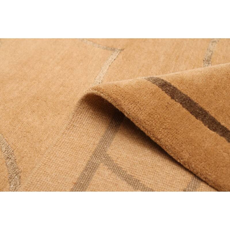 ECARPETGALLERY Hand-knotted Opulence Light Brown Silk, Wool Rug - 6'0 x 9'0