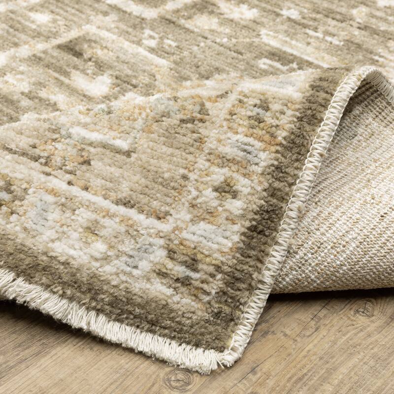 Style Haven Lucia Vintage Center Medallion Area Rug