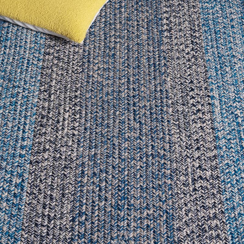 SAFAVIEH Handmade Braided Ecenur Indoor/Outdoor Machine Washable Rug