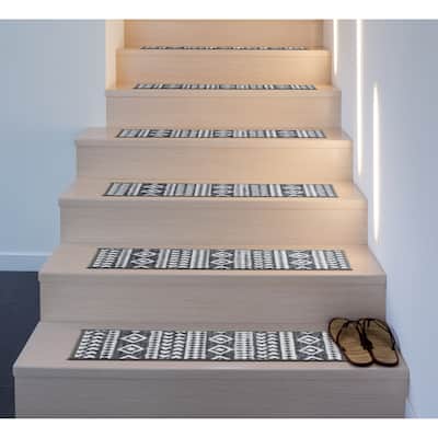 World Rug Gallery Geometric Bohemian Non-Slip Stair Treads