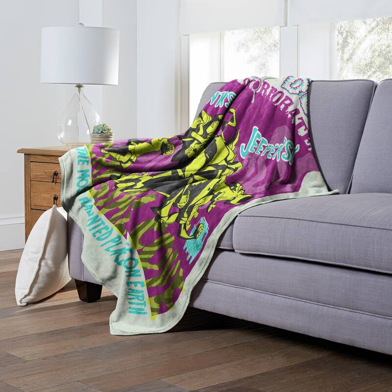 Warner Brothers Scooby-Doo Haunted Crystal Cove Silk Touch Throw Blanket