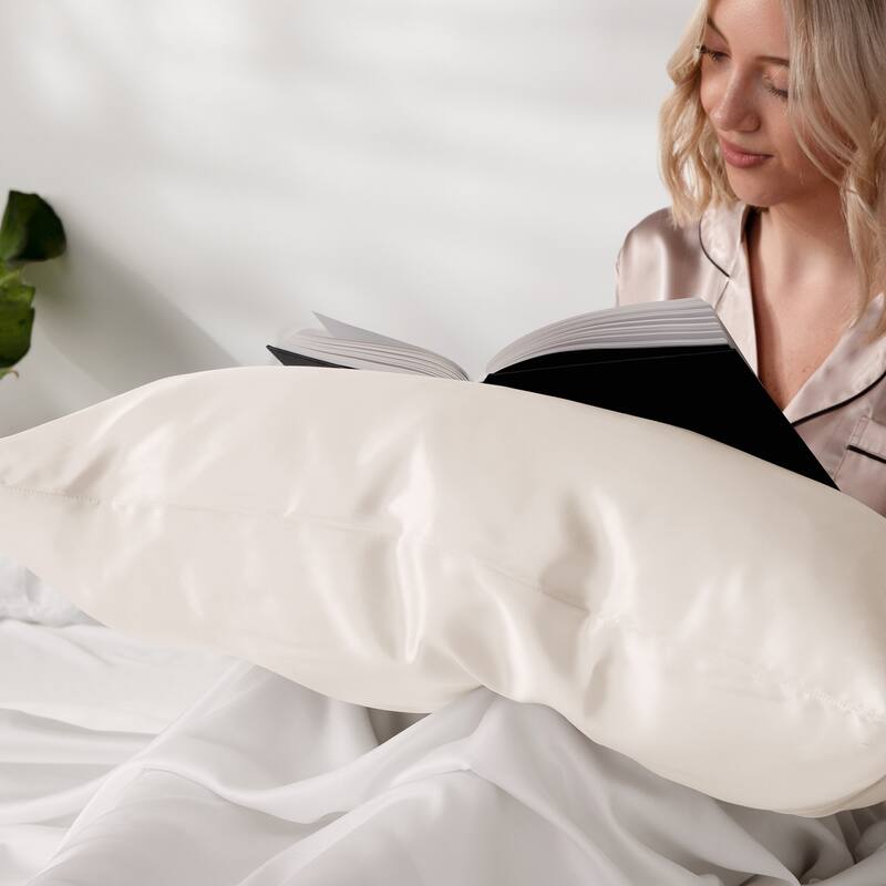 Becky Cameron 100% Mulberry Silk Zippered Pillowcase