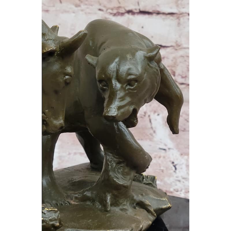 Imitative Bull And Bear Bronze Sculpture – Wall Street Market Duel Statue