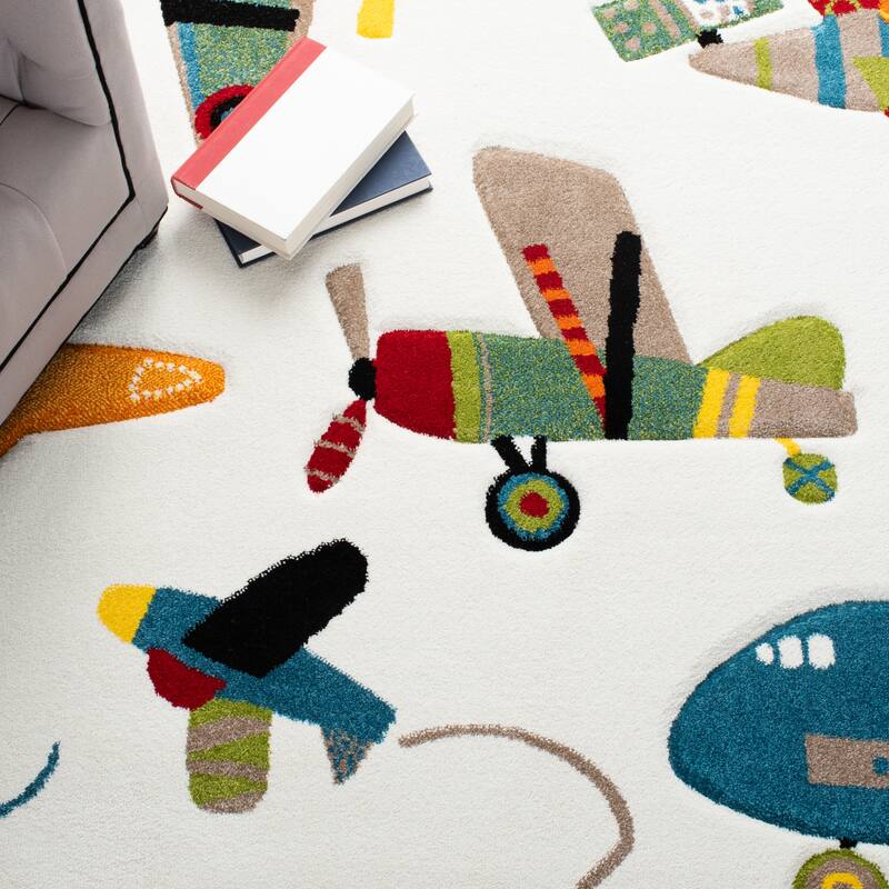 SAFAVIEH Carousel Kids Ardak Airplane Rug