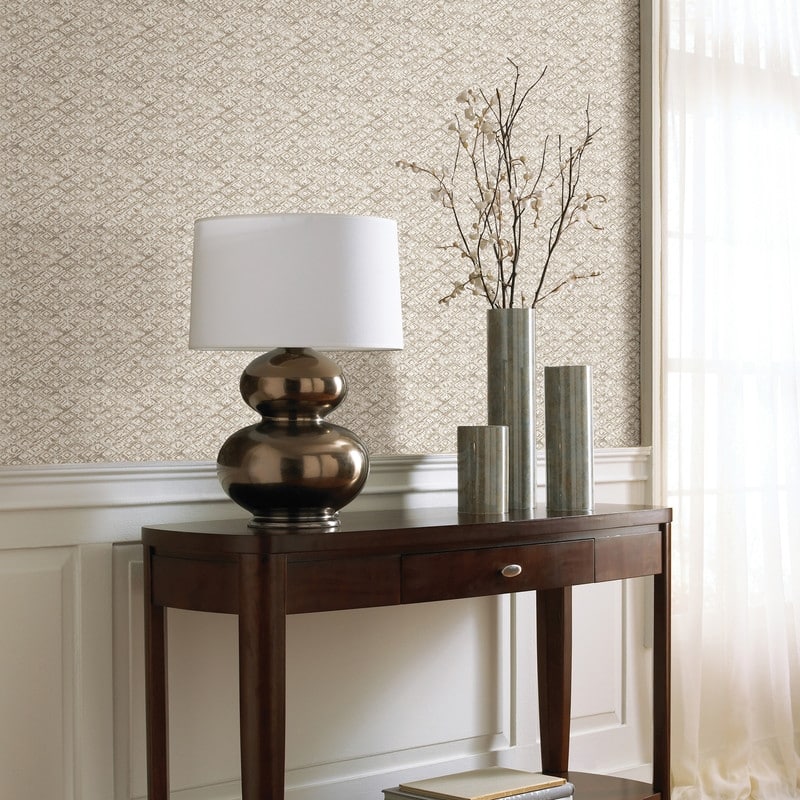 Decorline Delilah Taupe Diamond Wallpaper - 21in x 396in x 0.025in