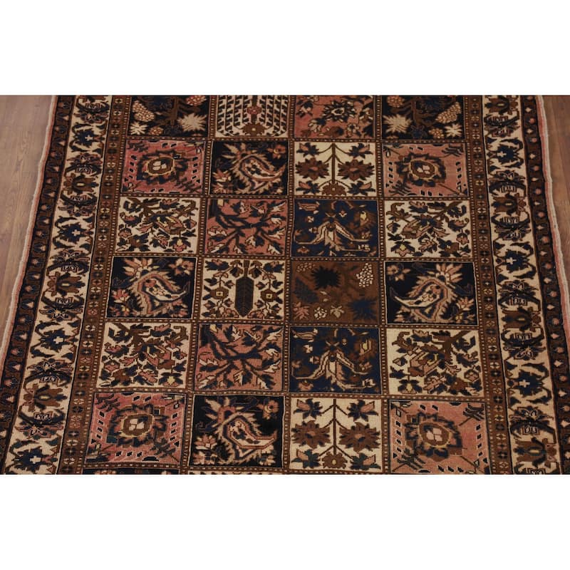 Bakhtiari Vintage Persian Rug Hand-Knotted Geometric Wool Carpet - 5'2" x 9'11"