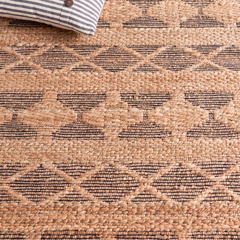 SAFAVIEH Handmade Natural Fiber Salvu Jute Rug