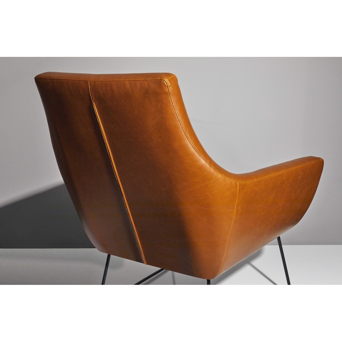 Retro Mod Distressed Camel Faux Leather Arm Chair Retro Mod Distressed Camel Faux Leather Arm Chair
