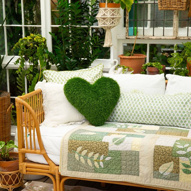 20-in UV Resistant Artificial Heart Shaped Grass Pillow Cushion