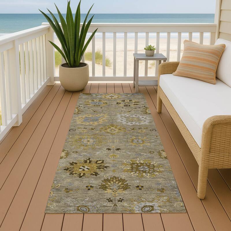 Machine Washable Indoor/ Outdoor Vintage Traditional Chantille Rug - Khaki - 2'3" x 7'6"