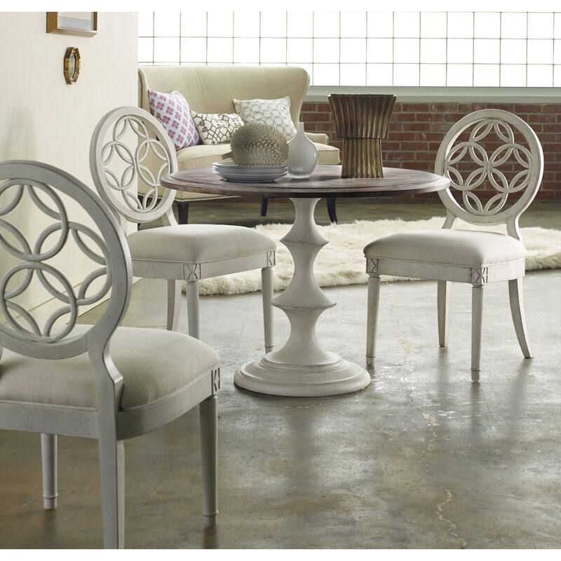 Brynlee 42 inch Table - 42"x32"x42"
