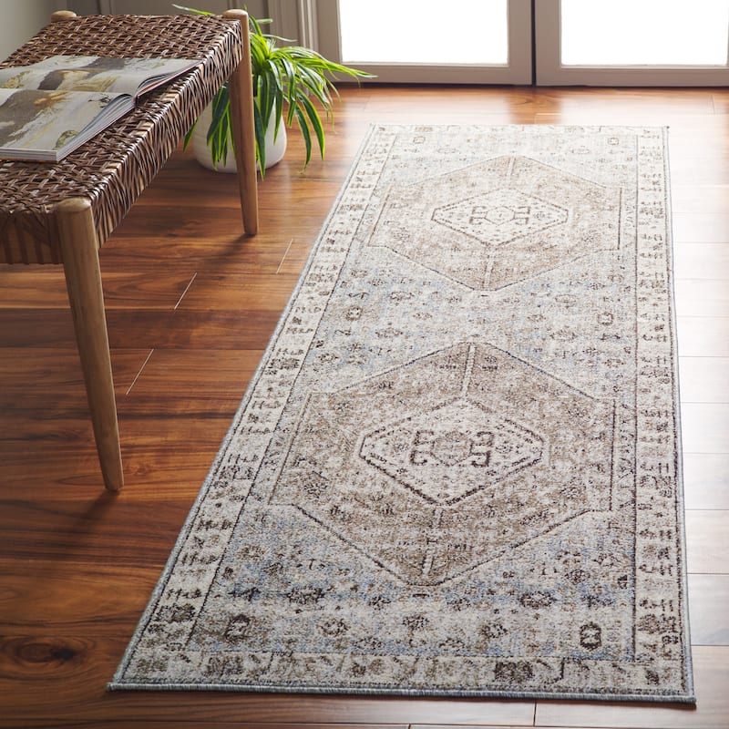 SAFAVIEH Antique Kamilla Glwadys Traditional Rug