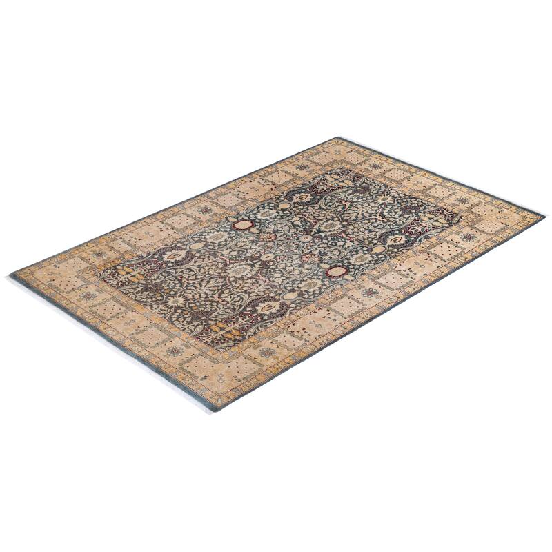 Overton Handknotted Wool Traditional Oriental Gray Area Rug - 4' x 6'