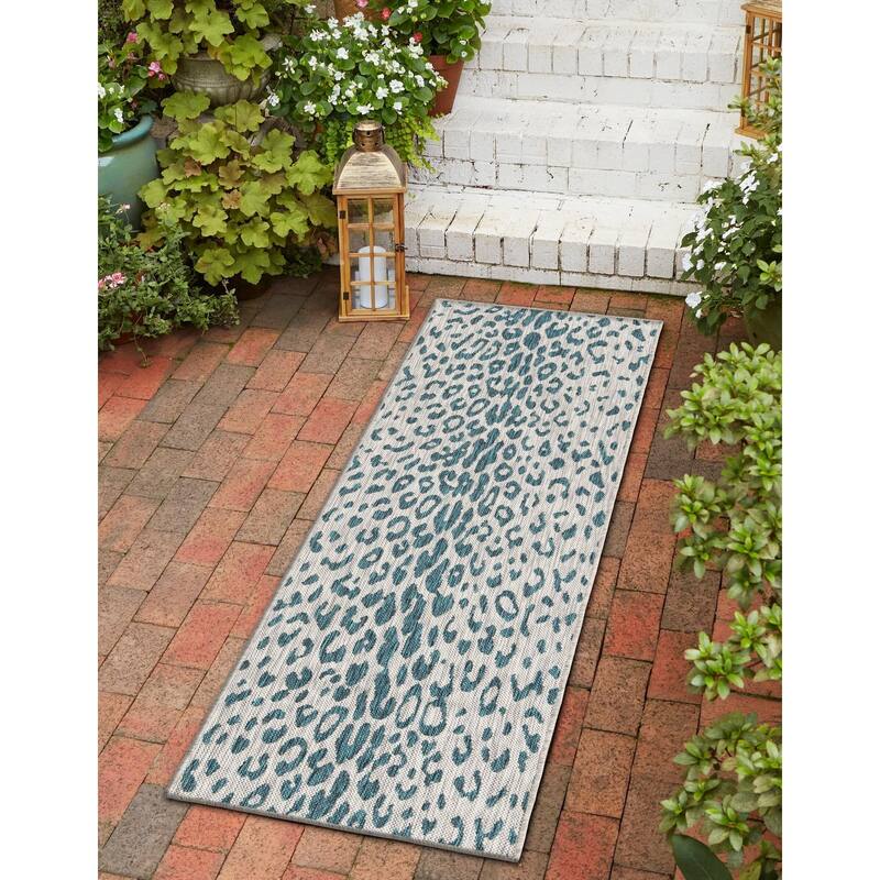 Outdoor Gallery Collection Area Rug