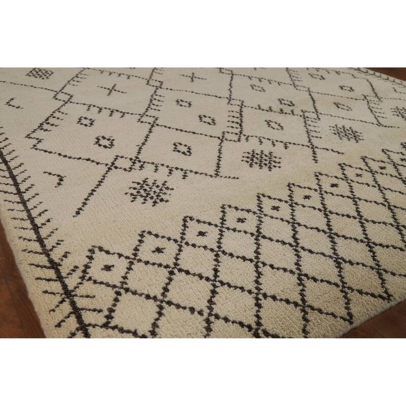 Trellis Moroccan Indian Area Rug Hand-Knotted Wool Carpet - 5'5" x 7'9"