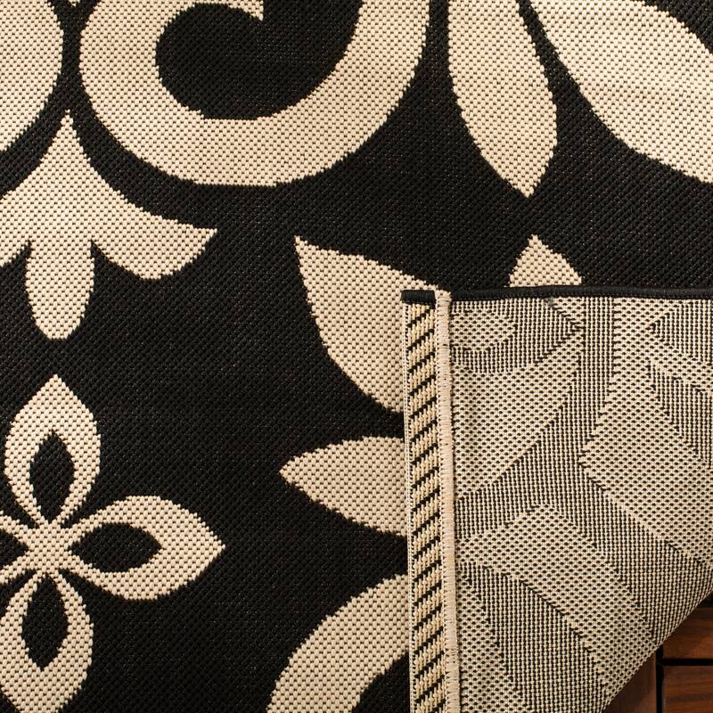 Martha Stewart by SAFAVIEH Bloomfield Indoor/ Outdoor Waterproof Rug
