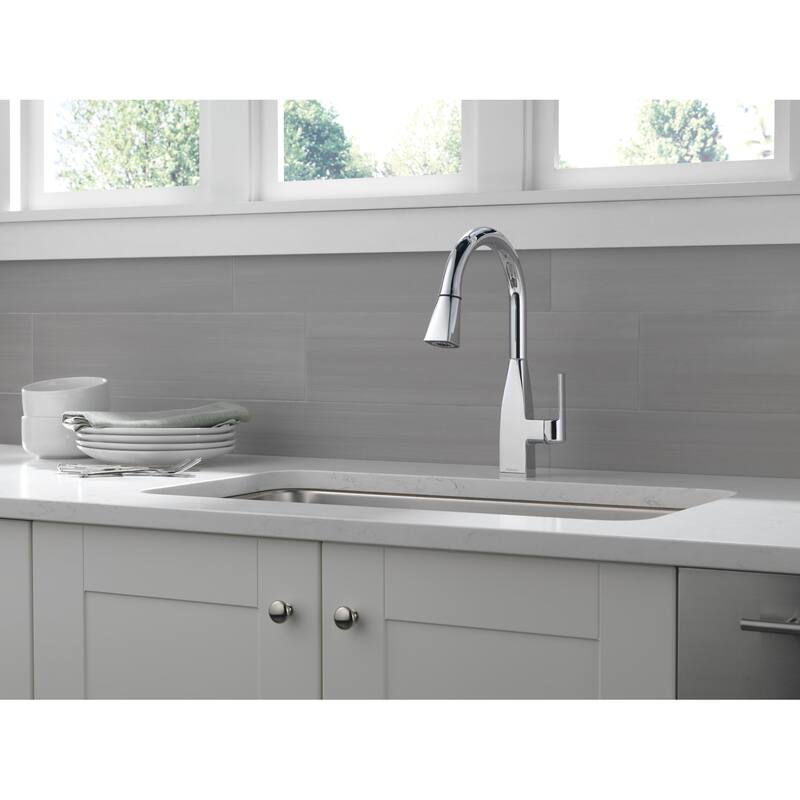 Peerless Xander 1.5 GPM Single Hole Pull Down Kitchen Faucet -