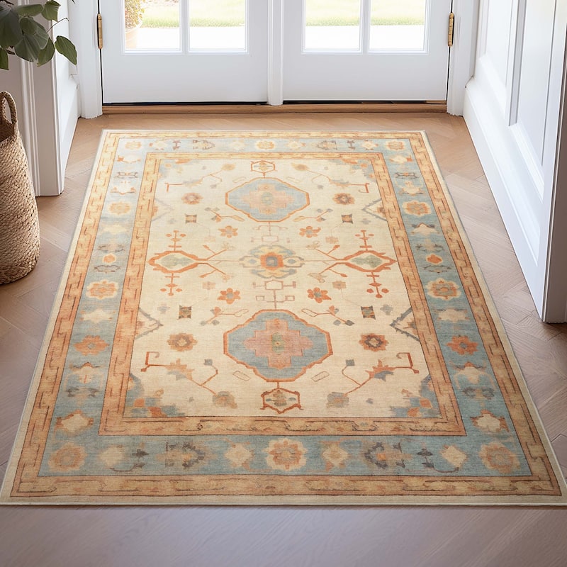 Well Woven Ushak Fethiye Vintage Medallion Pastel Flat-Weave Area Rug - 3'11" x 5'3" - Beige
