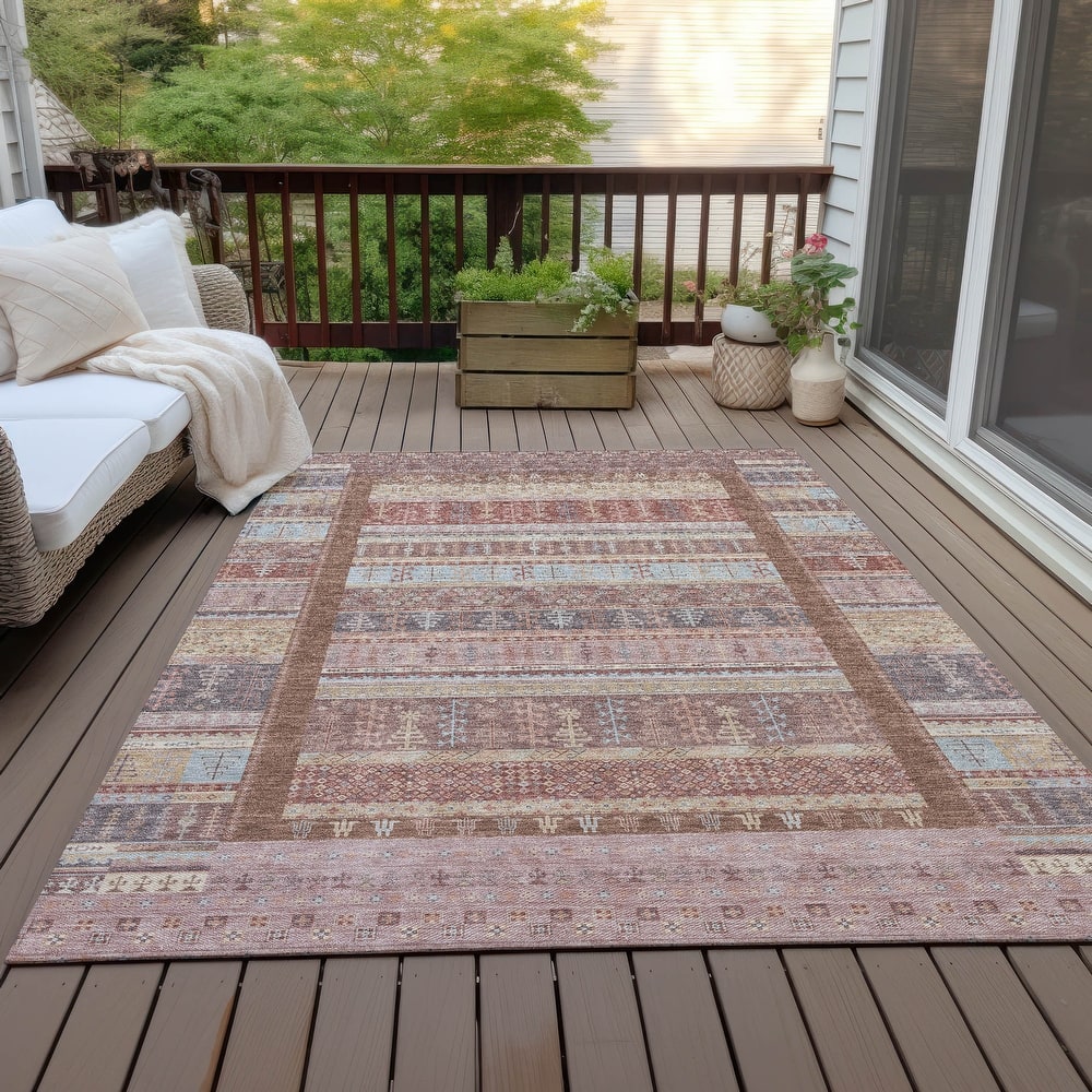Machine Washable Indoor/Outdoor Global Kilim Chantille Rug