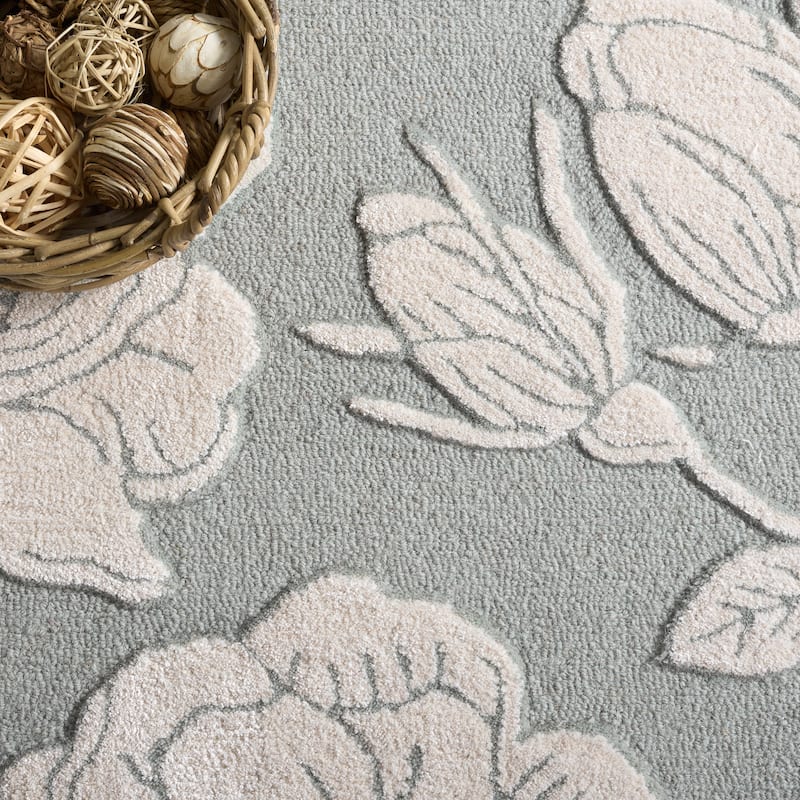 SAFAVIEH Handmade Glamour Arsenia Floral Wool Rug