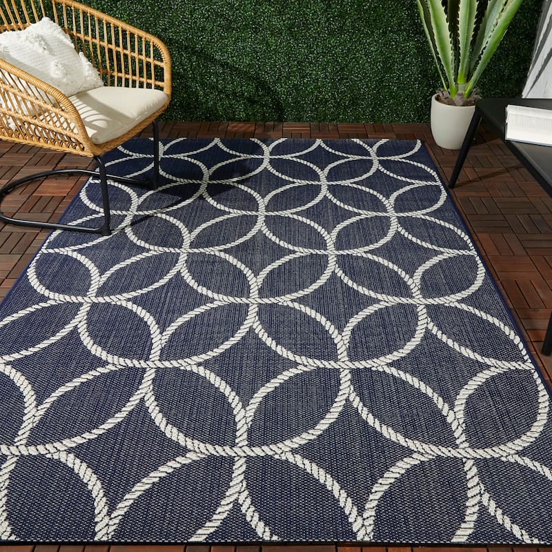 Murphy Nautical Medallion Indoor/Outdoor Area Rug - 5'3" x 7' - Navy