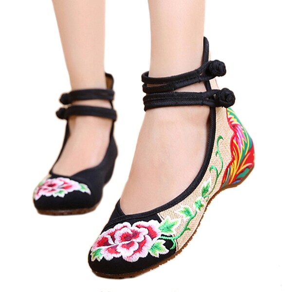 old beijing style shoes