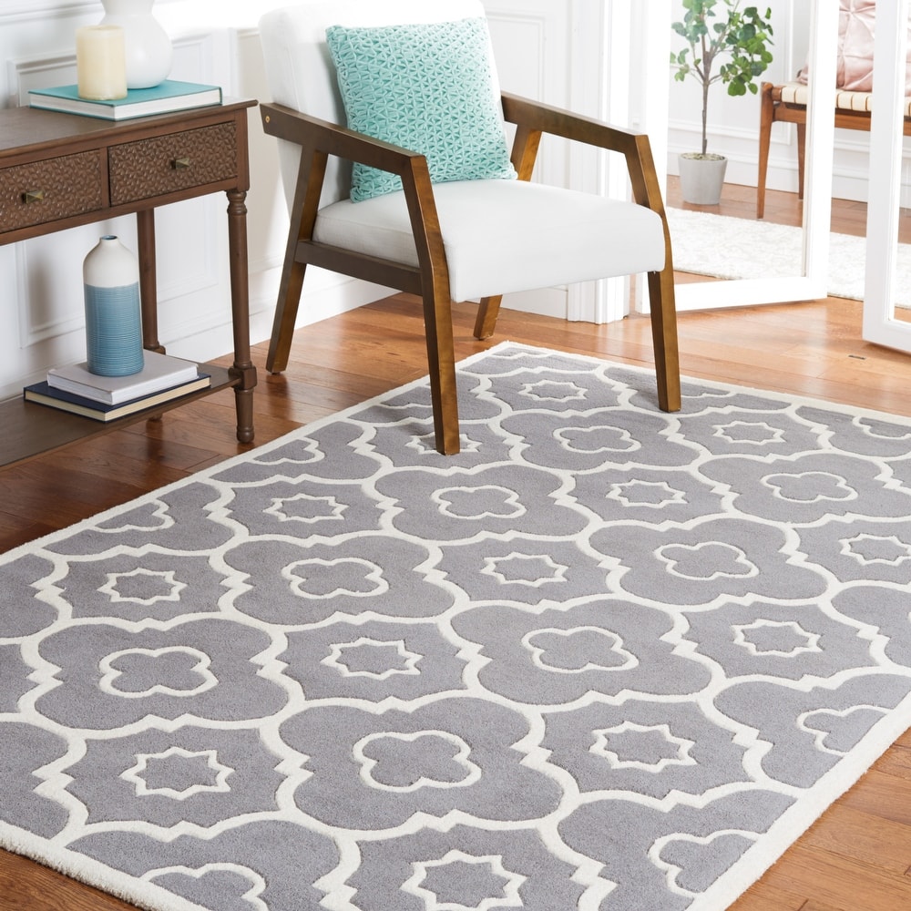 SAFAVIEH Handmade Chatham Franziska Modern Wool Rug
