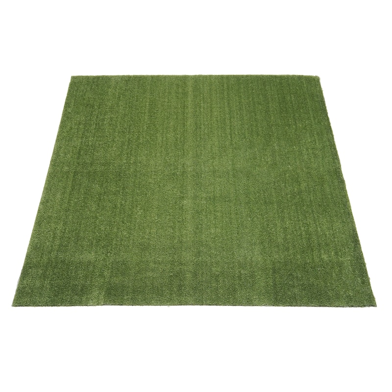 Eco-Luxe Synthetic Lawn: Lush, Low-Maintenance, Available in Various Dimensions