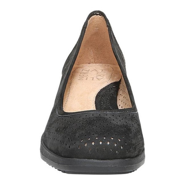 naturalizer betina shoes