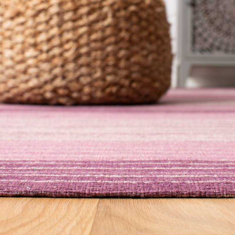 SAFAVIEH Handmade Marbella Kasimira Modern Wool Rug