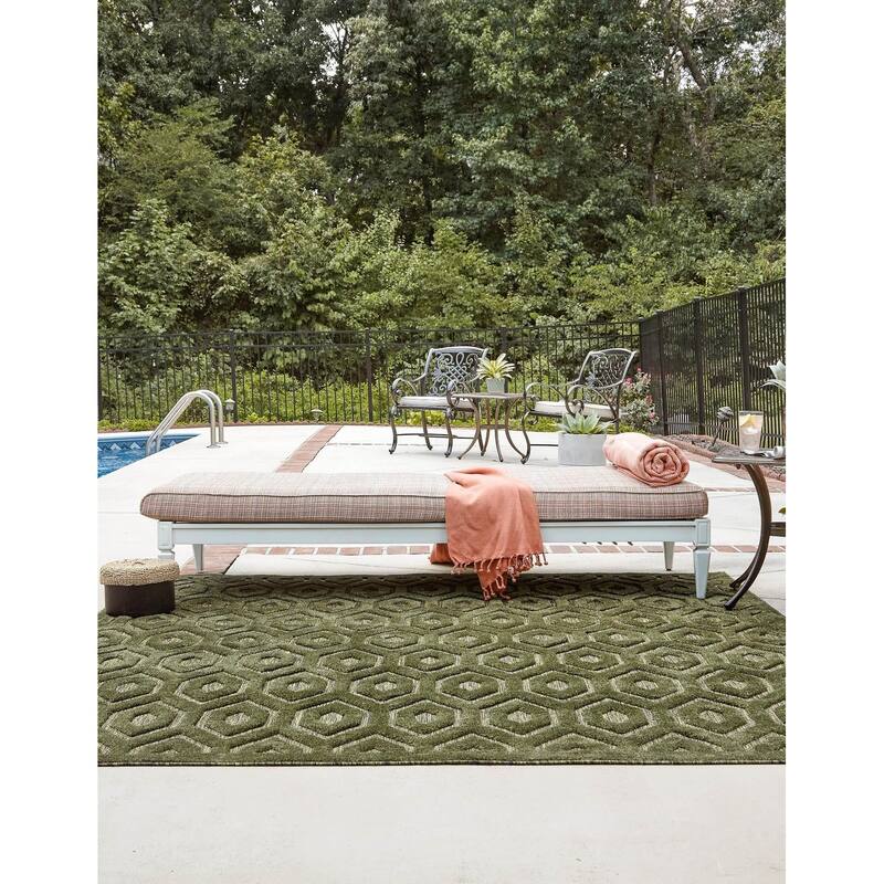 Outdoor Haversham Collection Area Rug