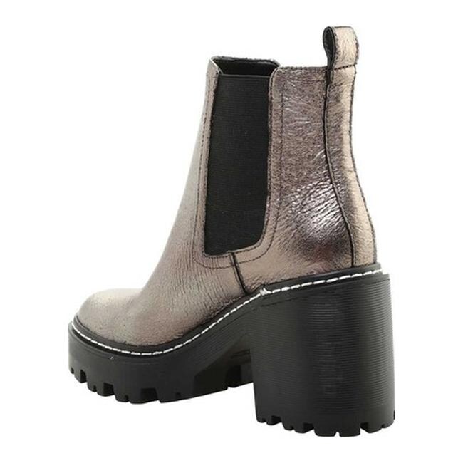 kendall and kylie jett bootie