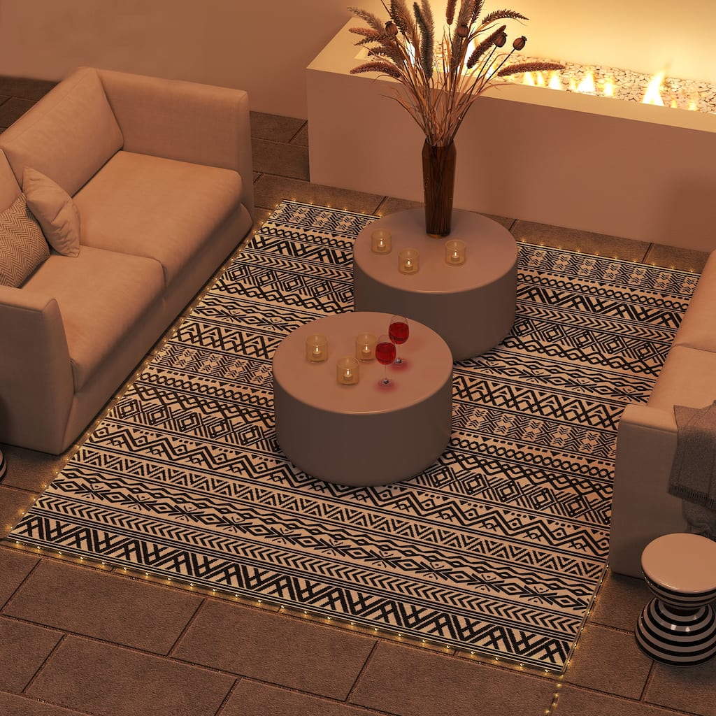 Outsunny Reversible Outdoor Rug Carpet with USB Lights, 10' x 8', Plastic Straw Rug, Patio Mat - 10' x 8'