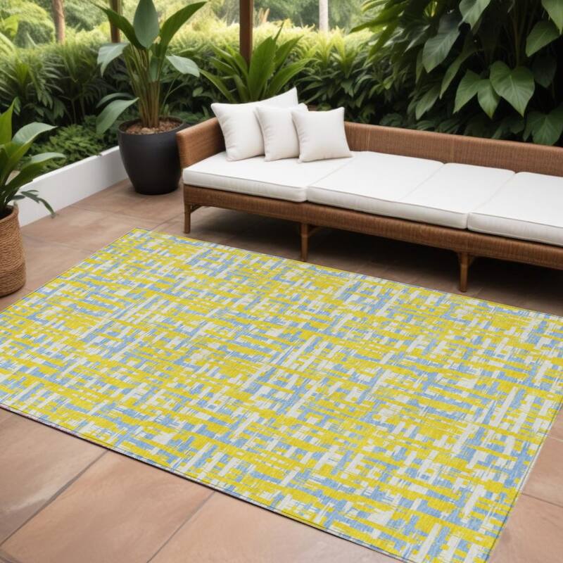 HomeRoots Abstract Transitional Rectangle Outdoor Rug - 9' X 12'