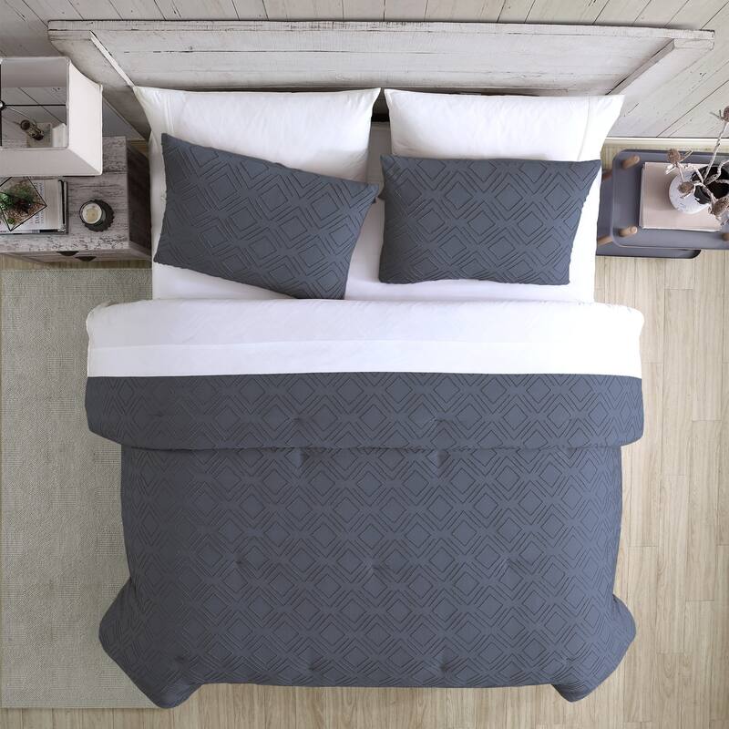 Modern Threads Everett 3-Piece Clipped Jacquard Comforter Set