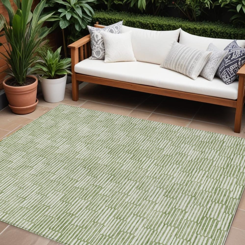 HomeRoots Geometric Transitional Rectangle Outdoor Rug