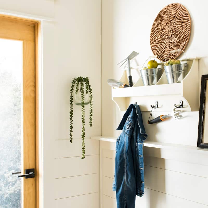 SAFAVIEH Remona Grey Hanging Storage Wall Rack - 28" x 5" x 12" - 28Wx5Dx12H
