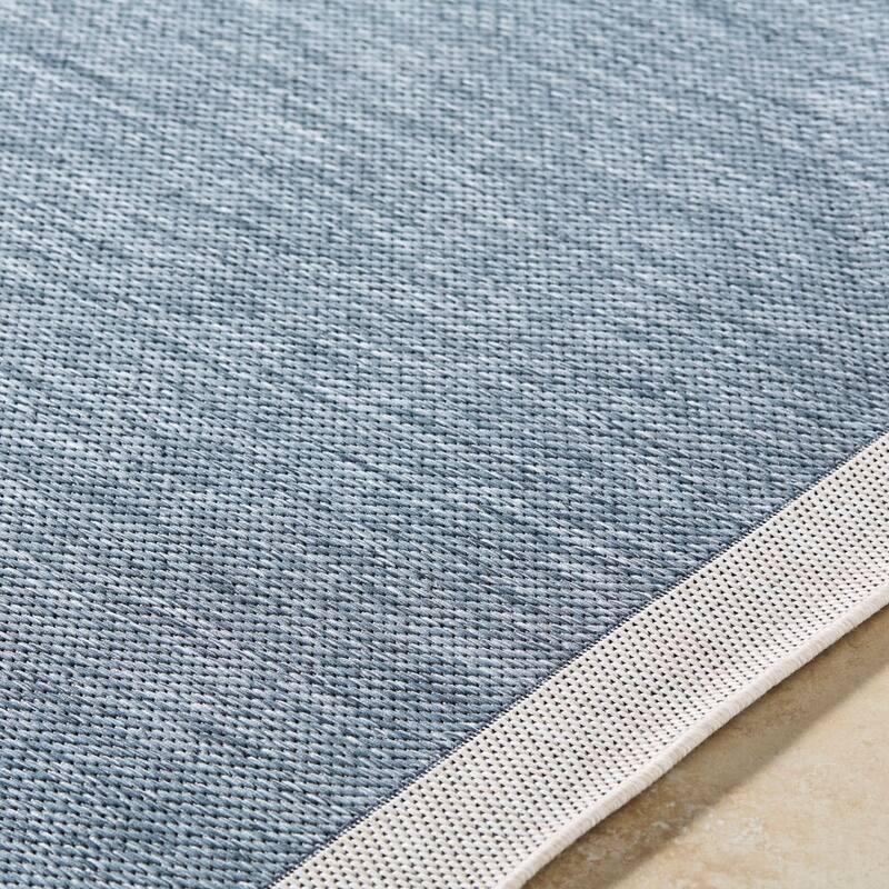 Livabliss Miami Beach Traditional Indoor/Outdoor Area Rug